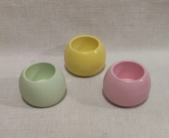 Круглі гіпсові кашпо