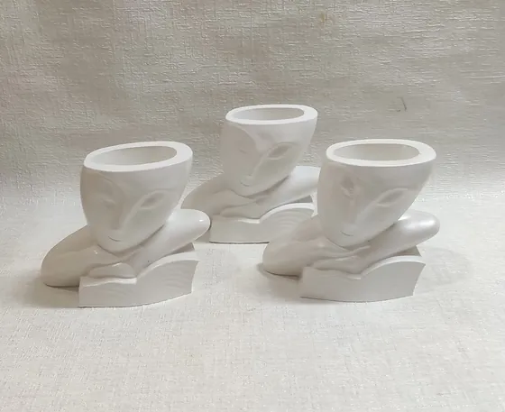 Гіпсове кашпо