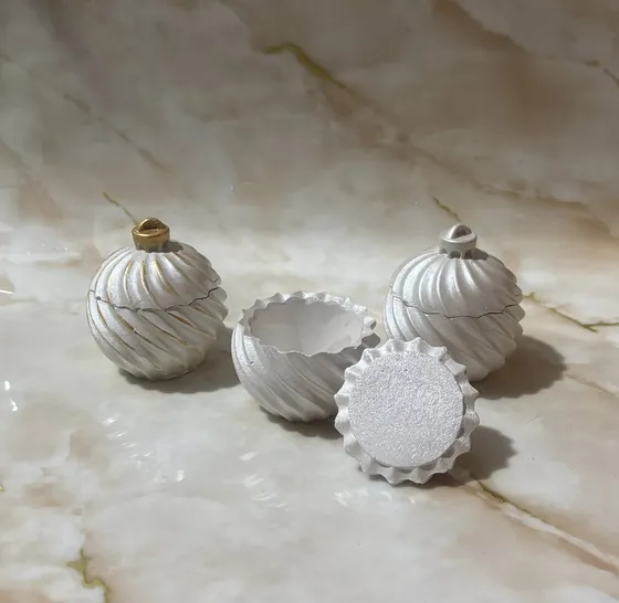 Гіпсові кашпо з оригінальним дизайном