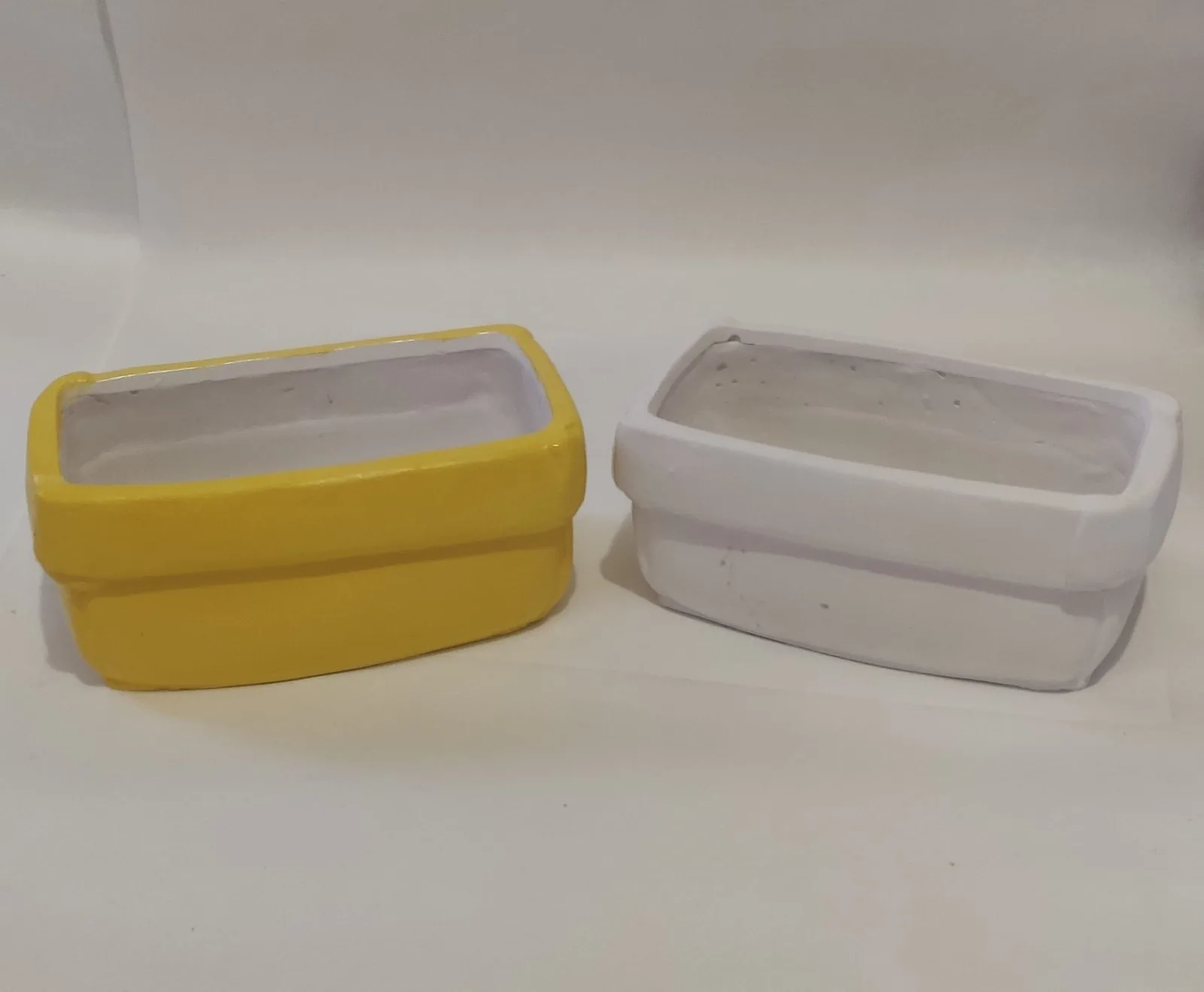 Гіпсове квадратне кашпо