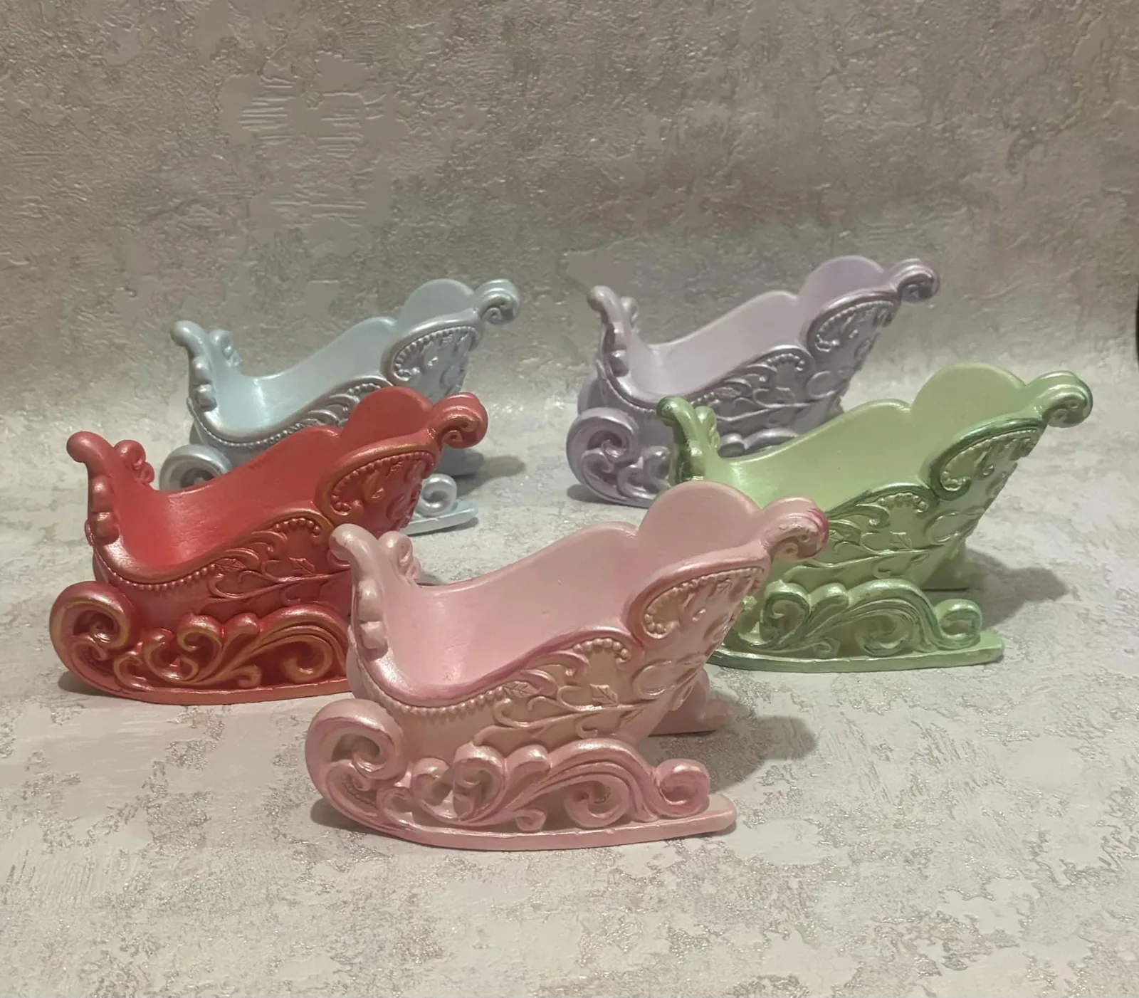 Гіпсове кашпо у формі санок